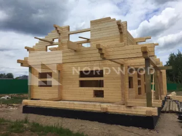 Сборка дома из клееного бруса площадью 195 кв. м. фото 9 - NORDWOOD